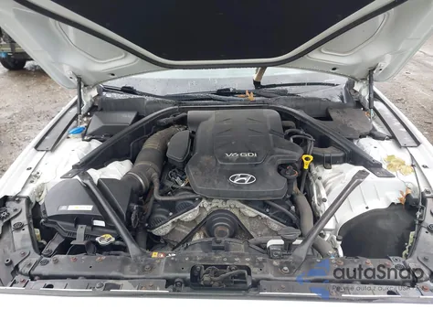 2015 Hyundai Genesis 3.8 z USA, uszkodzony, nr VIN KMHGN4JE8FU023718